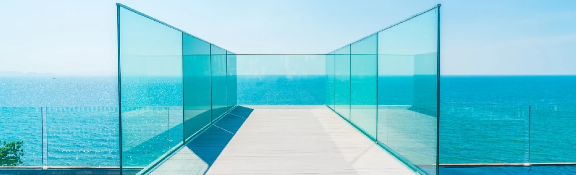 Customized Glass Pool Fence Repair Services in Fort Lauderdale, FL